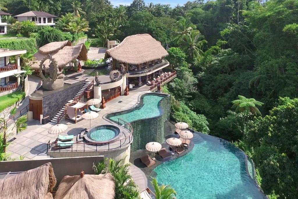 10+ Penginapan di Ubud dengan Private pool
- 10. Aksari Resort 
