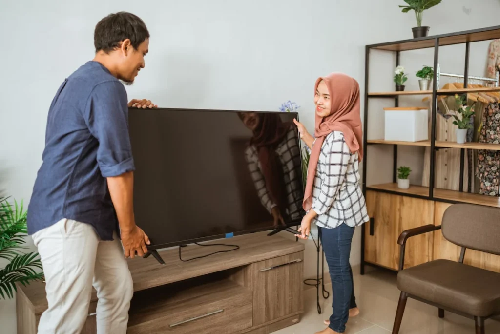 Syarat Gadai TV yang Perlu Disiapkan